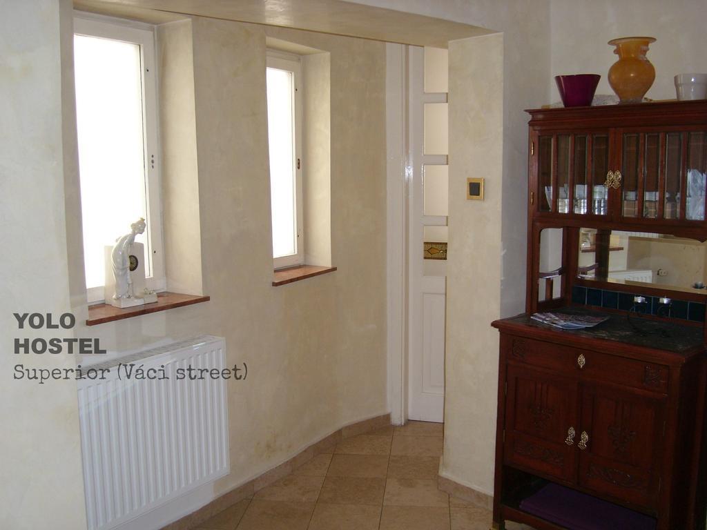 Yolo Hostel Budapest Luaran gambar