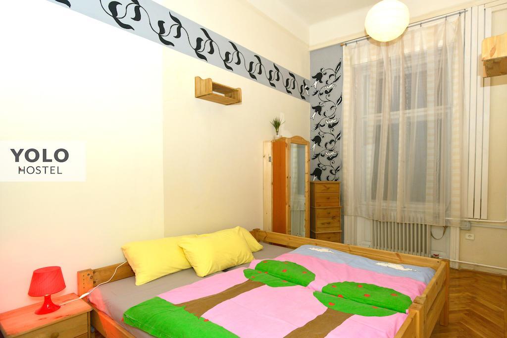 Yolo Hostel Budapest Luaran gambar