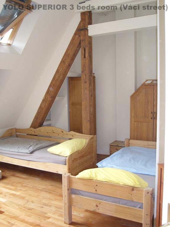Yolo Hostel Budapest Luaran gambar